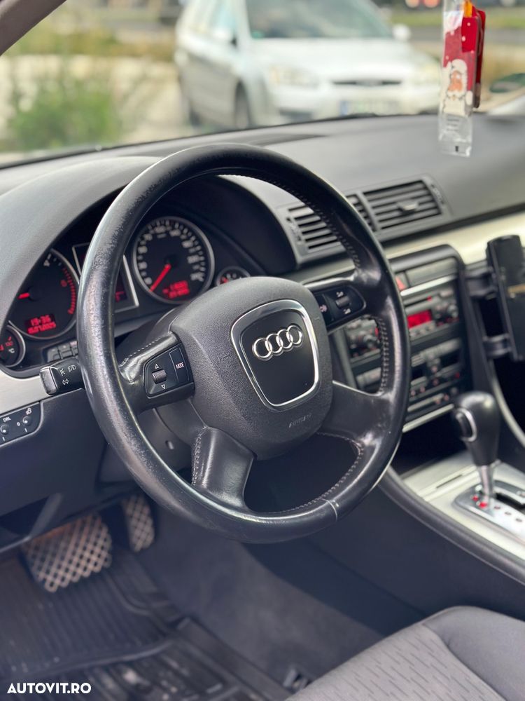 Audi A4 - 5