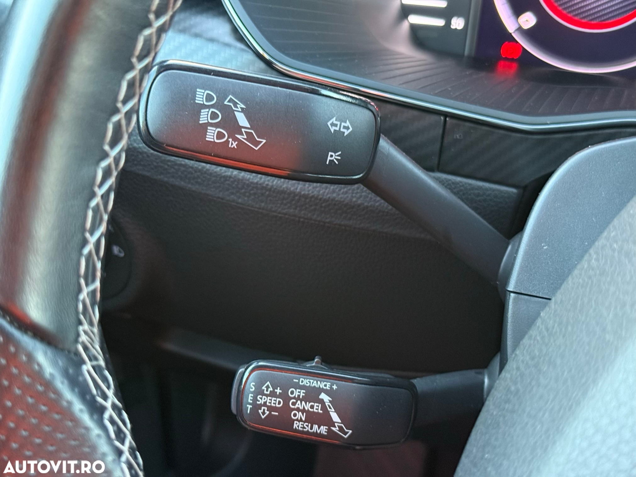 Skoda Superb 2.0 TDI Sportline - 31