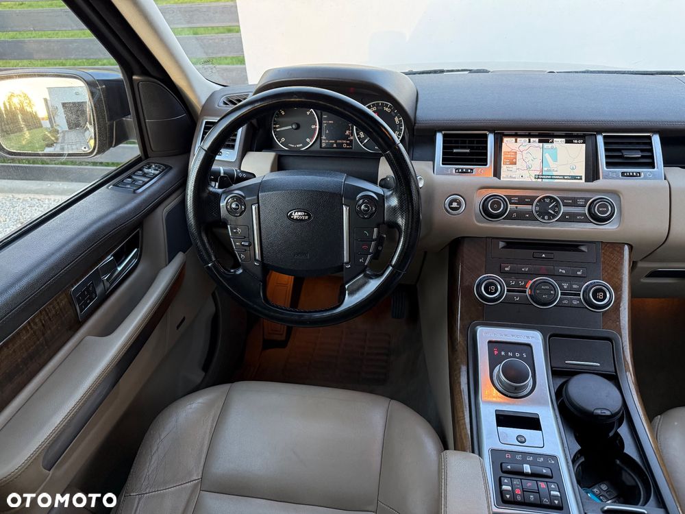 Land Rover Range Rover Sport TDV6 HSE Dynamic - 24