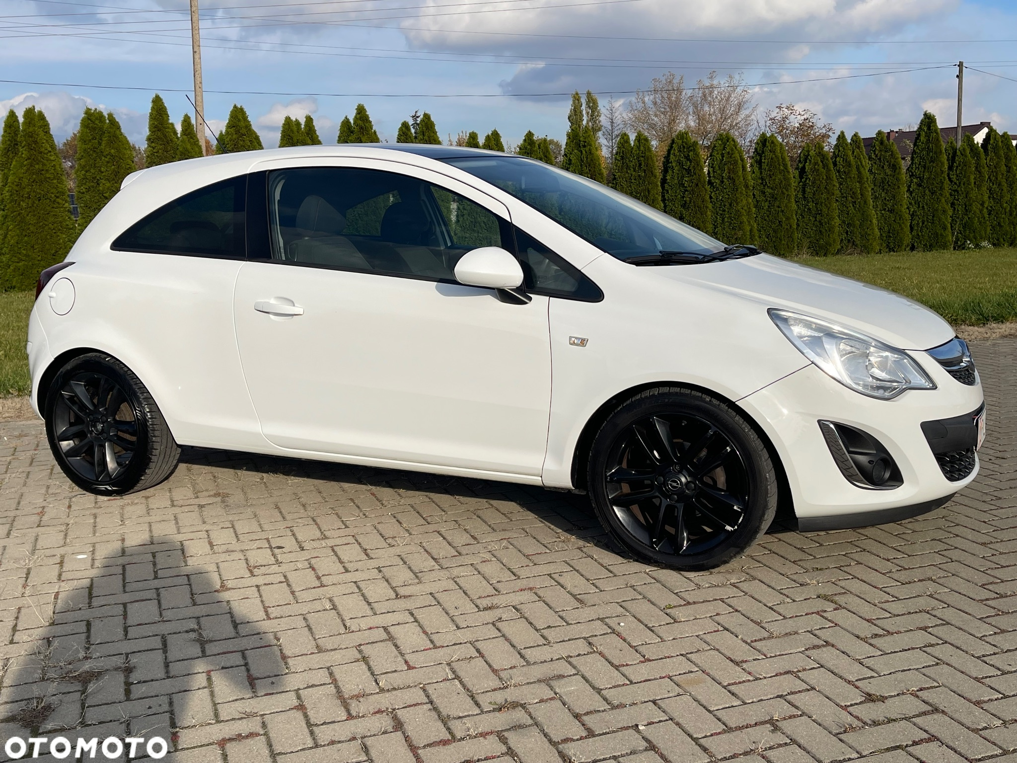 Opel Corsa 1.4 16V Cosmo - 9