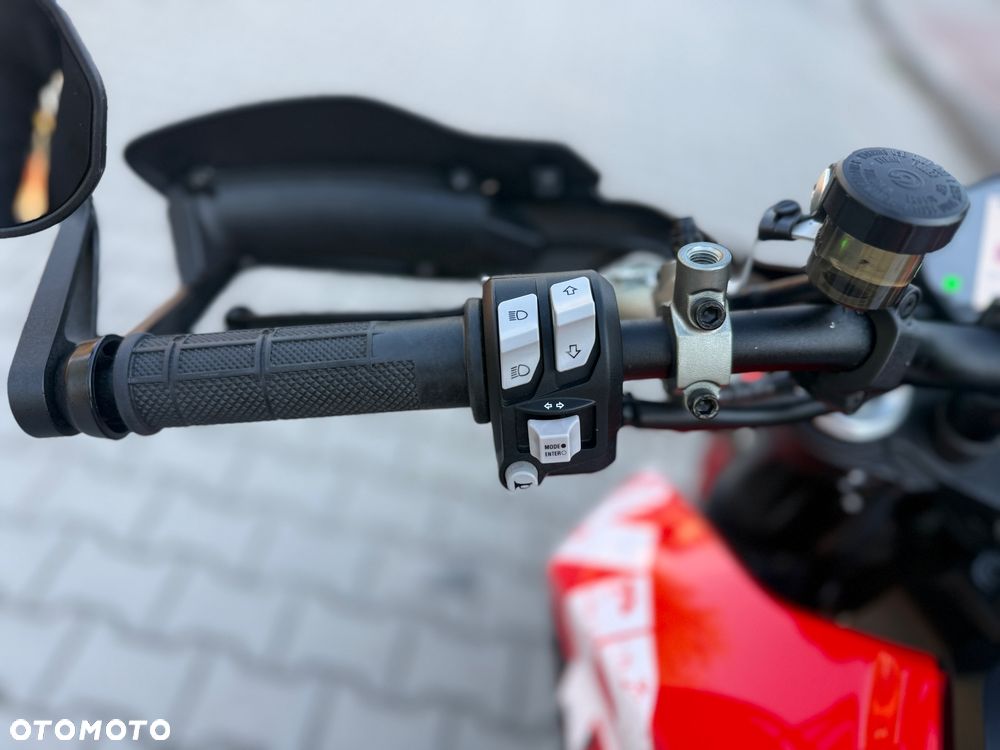 Ducati Hypermotard - 27