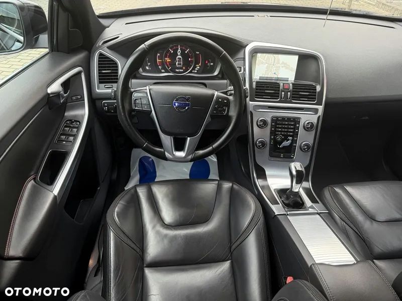 Volvo XC 60 D3 Drive-E Ocean Race - 9