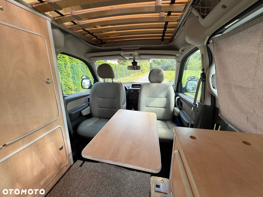 Citroën Berlingo 1.6 HDi Multispace Plus - 12