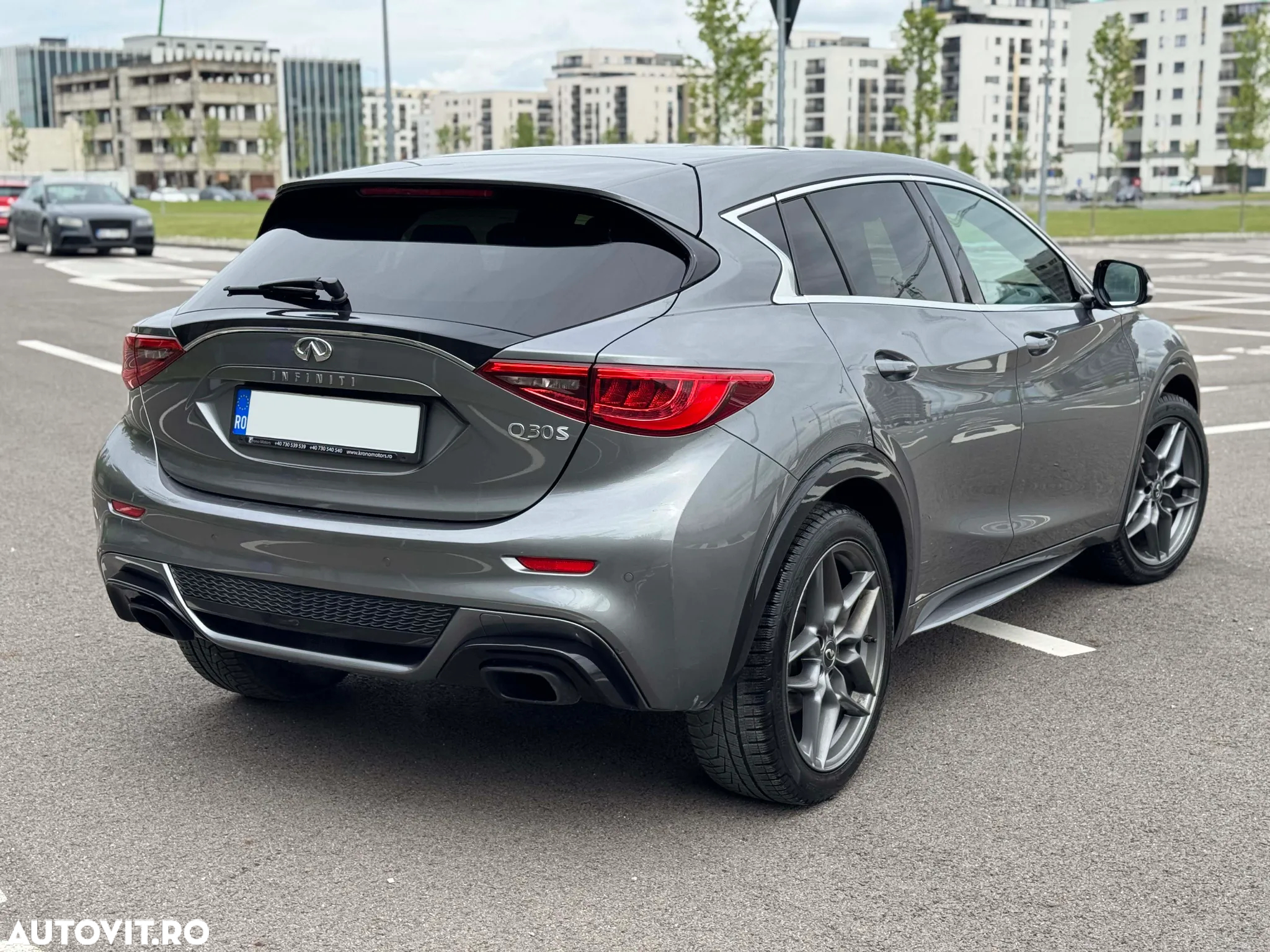 Infiniti Q30 1.6t DCT Business - 2