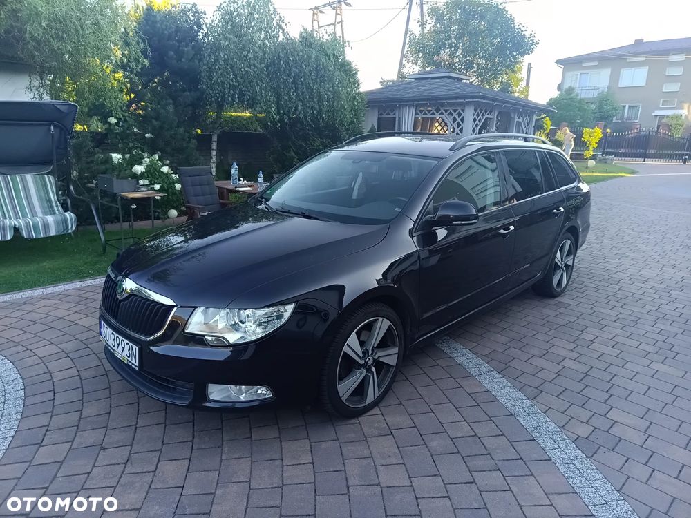 Skoda Superb 2.0 TDI Comfort DSG - 2