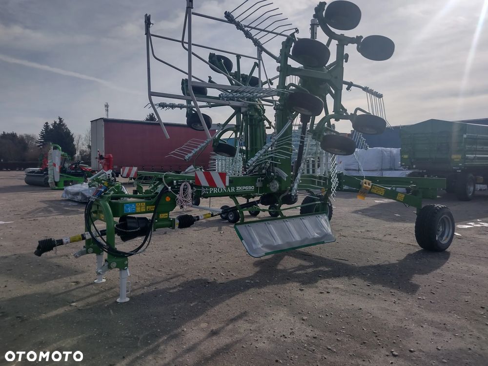 Pronar ZKP 690 - 2