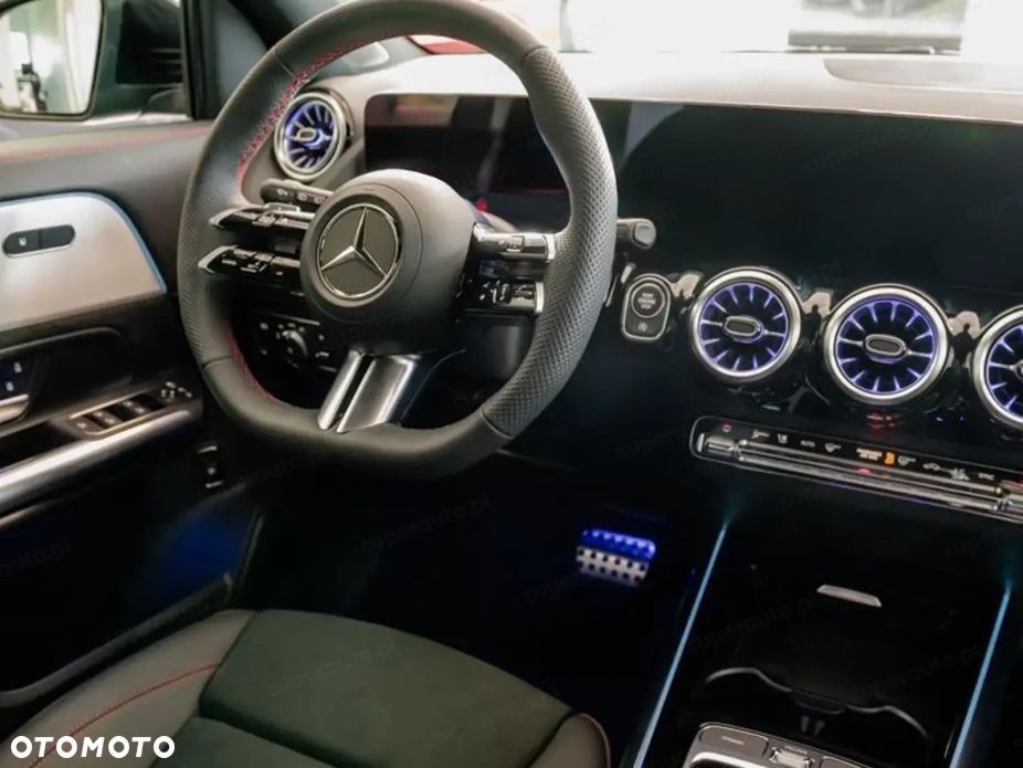 Mercedes-Benz GLA 200 d AMG Line - 8