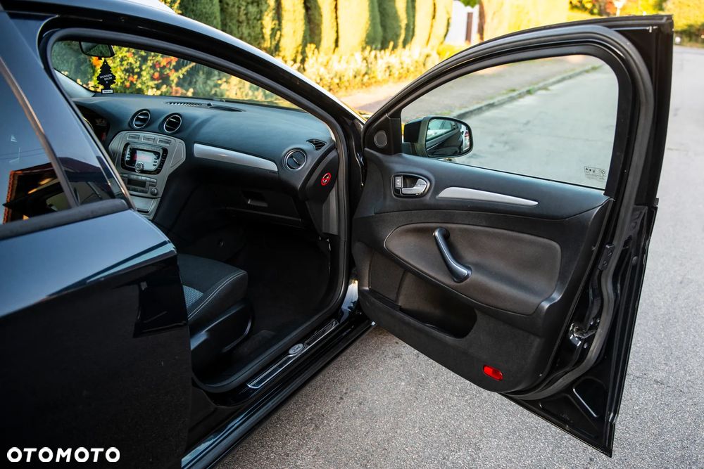 Ford Mondeo 2.0 TDCi Cool & Sound - 34