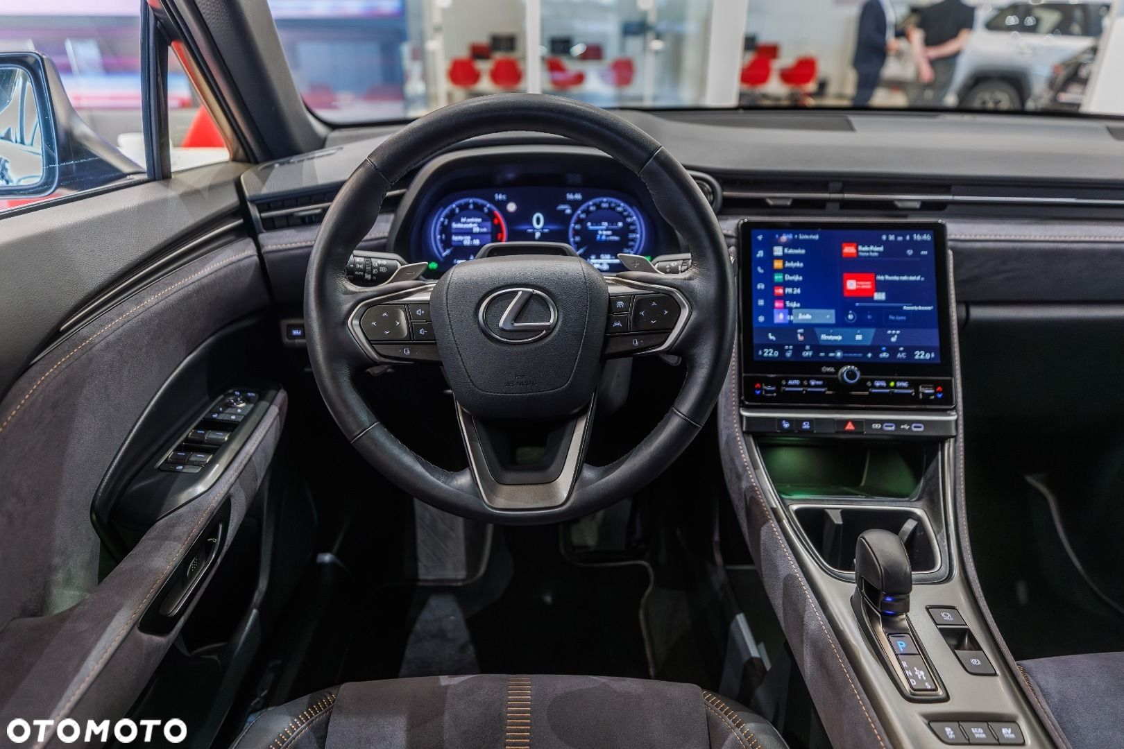 Lexus Inny - 31
