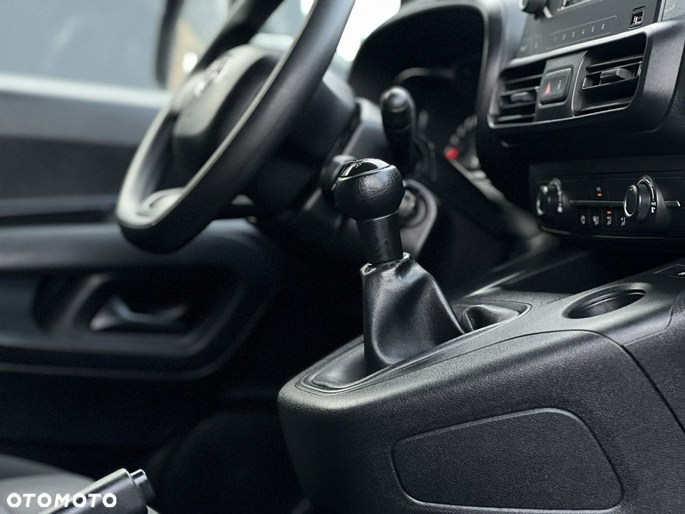 Toyota Proace City - 19