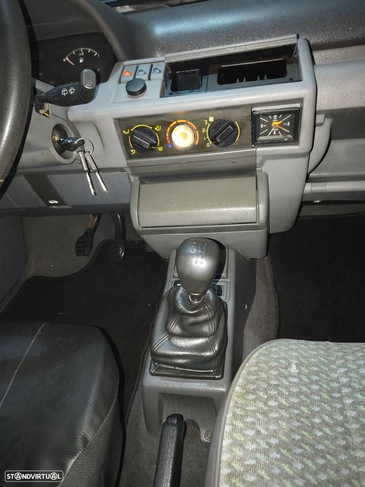 Renault Clio 1.1 RL - 10