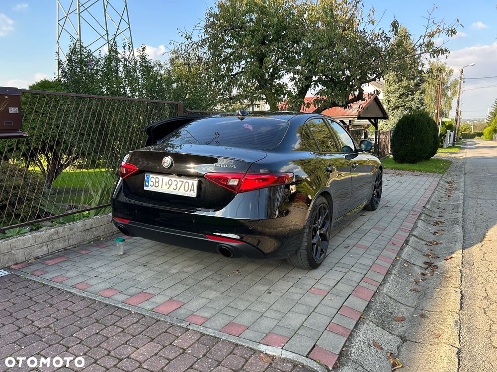 Alfa Romeo Giulia 2.0 Turbo TI Q4 - 9