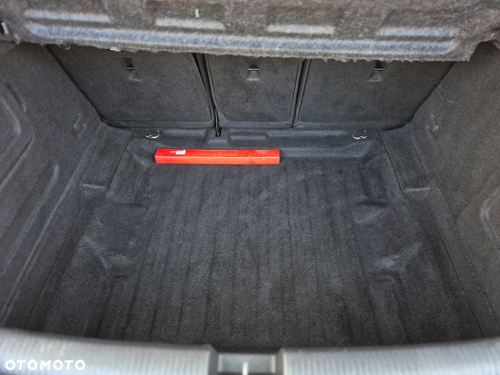 Opel Astra 1.4 Turbo Business - 34