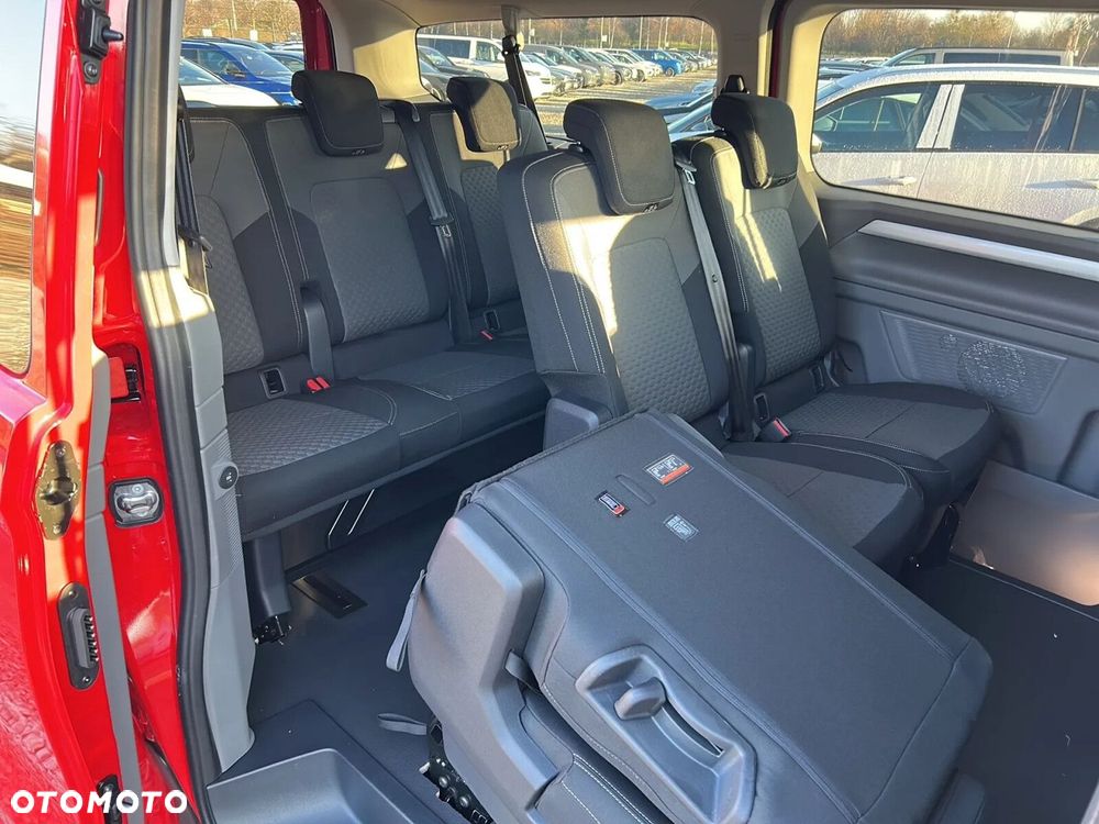 Volkswagen Caravelle - 17