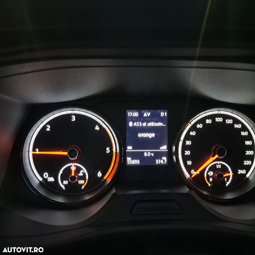 Volkswagen Caravelle LR Comfortline DSG - 8