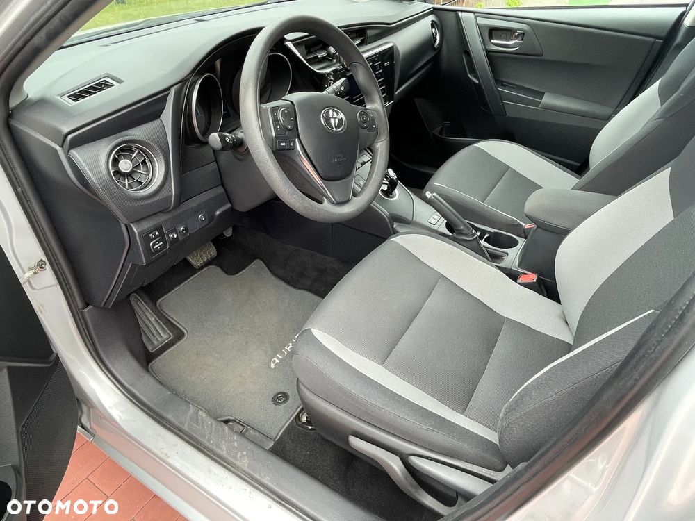 Toyota Auris Hybrid 135 Active - 9