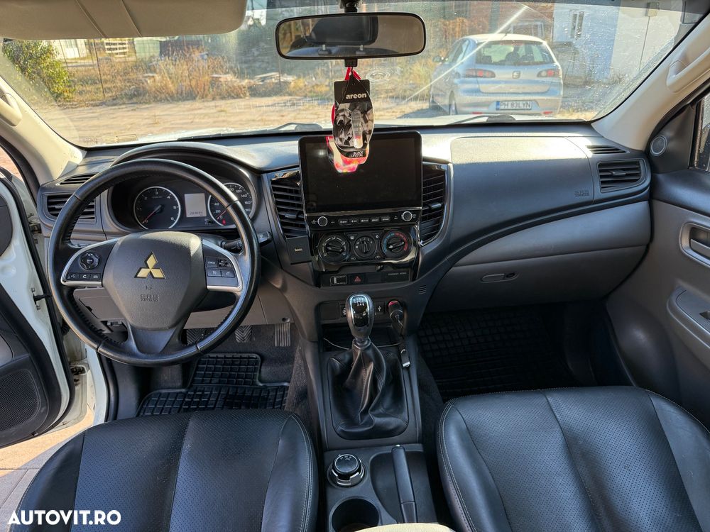 Mitsubishi L200 Pick Up 4x4 S&S Double Cab Intro Edition - 6