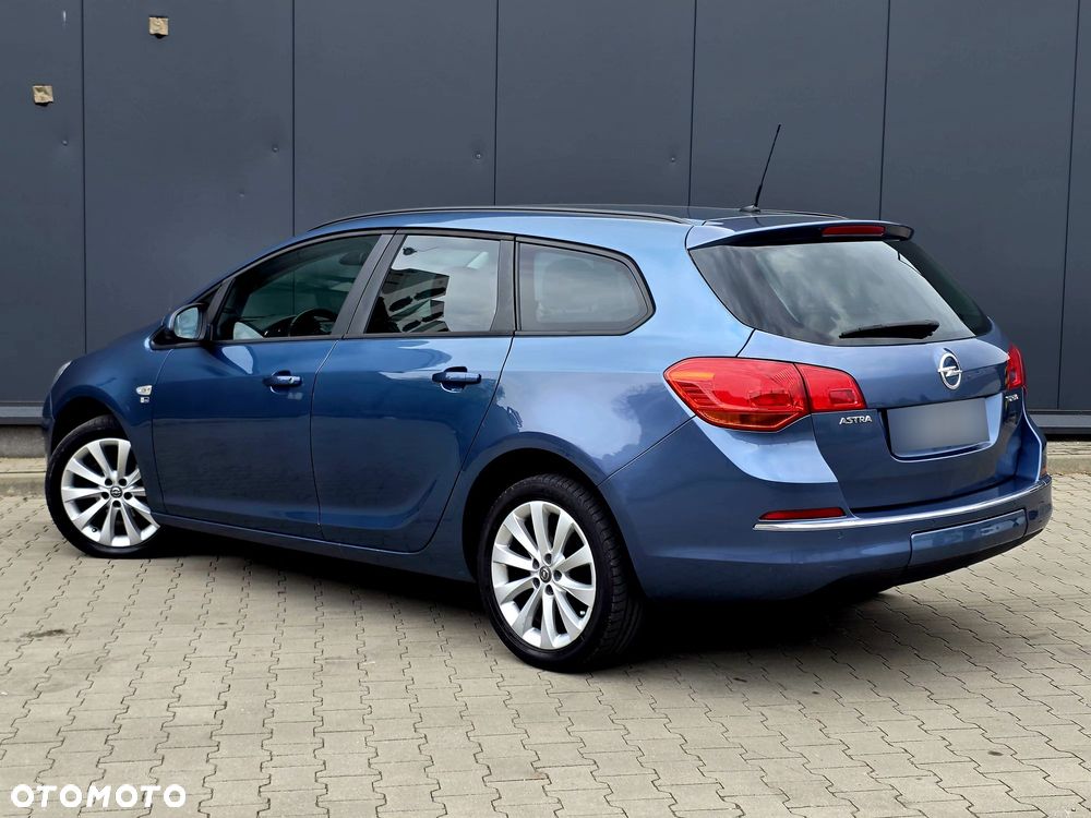 Opel Astra 1.4 Turbo - 12