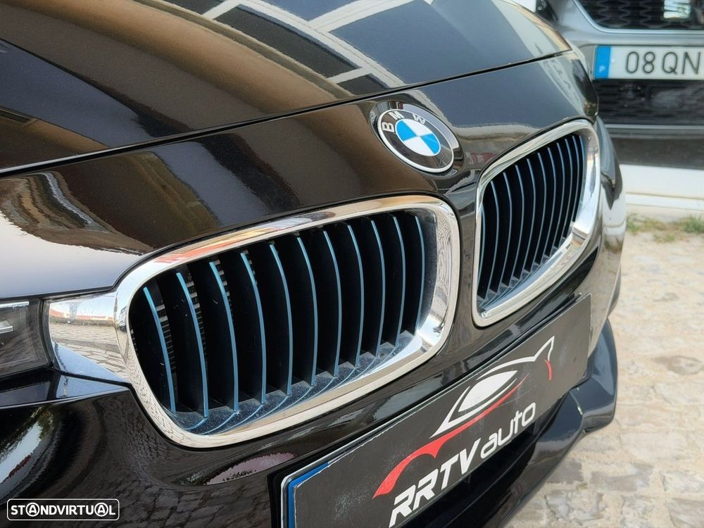 BMW 330 e iPerformance Advantage - 27