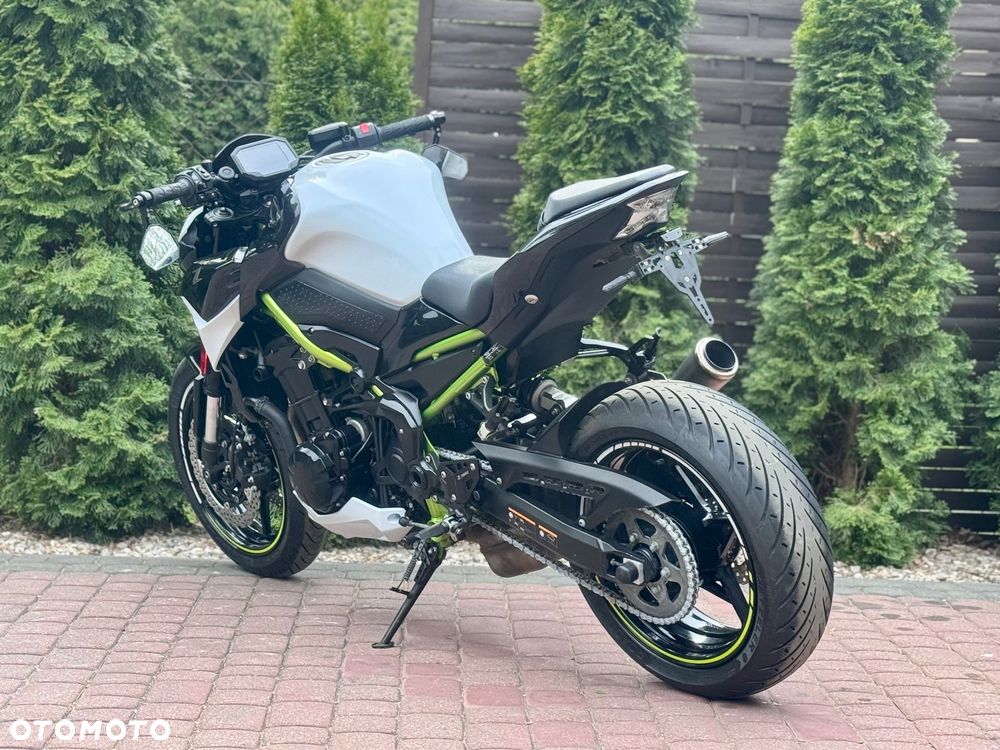 Kawasaki Z - 8