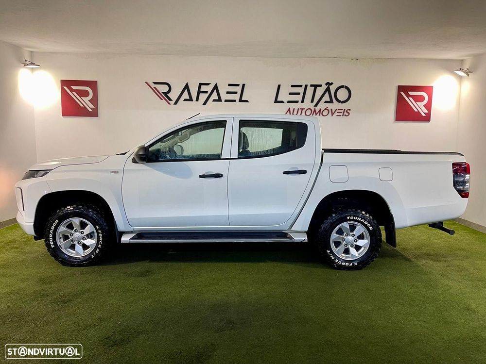 Mitsubishi L200 2.3 DI-D CD Invite Strakar Look 4WD - 7