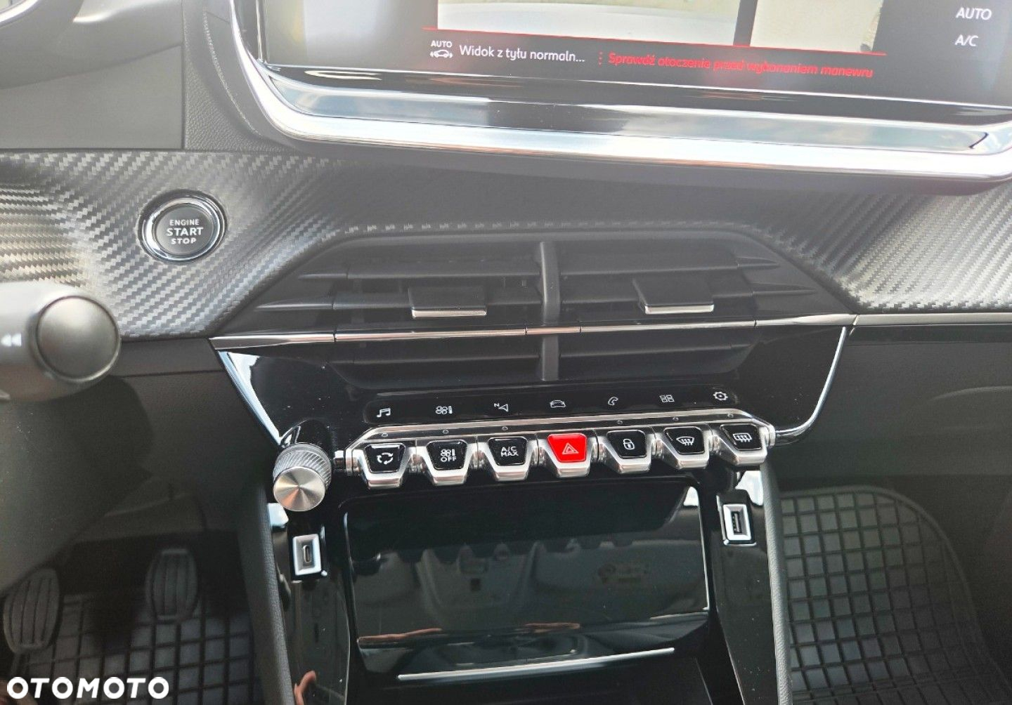 Peugeot 2008 - 12