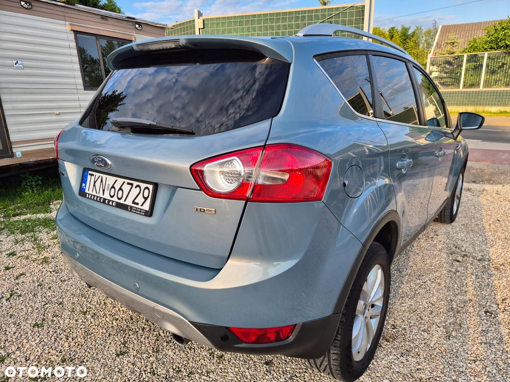 Ford Kuga 2.0 TDCi 2x4 Titanium - 2