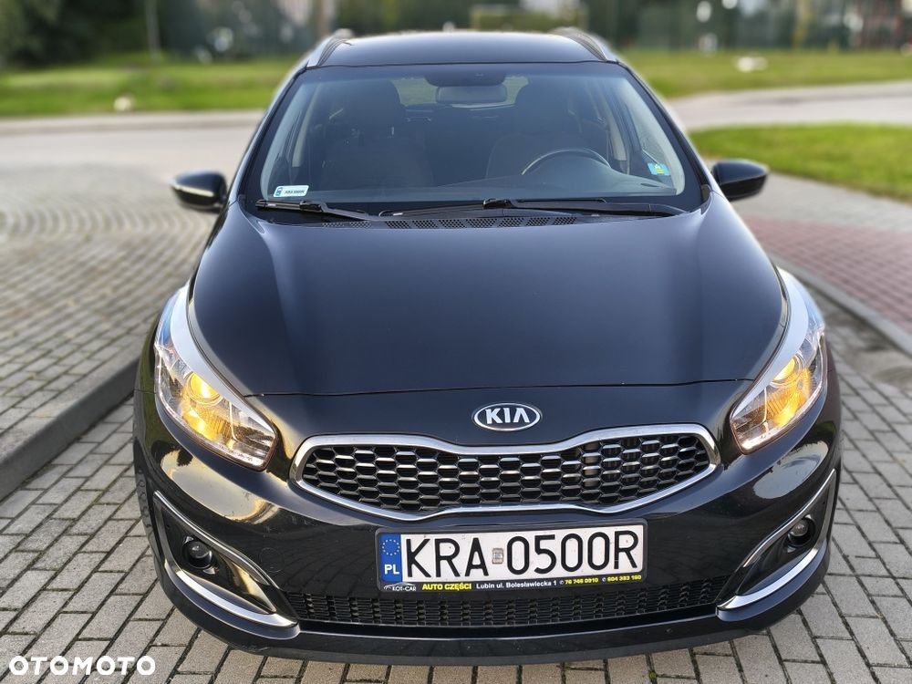 Kia Ceed - 1
