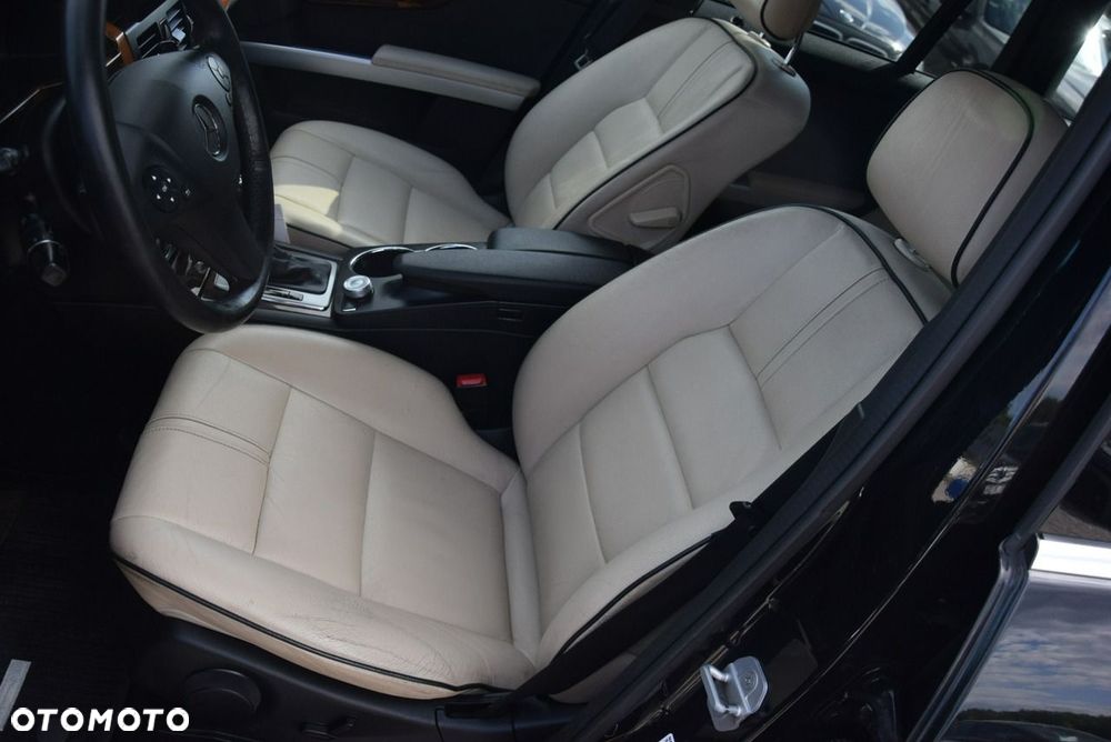 Mercedes-Benz GLK - 27