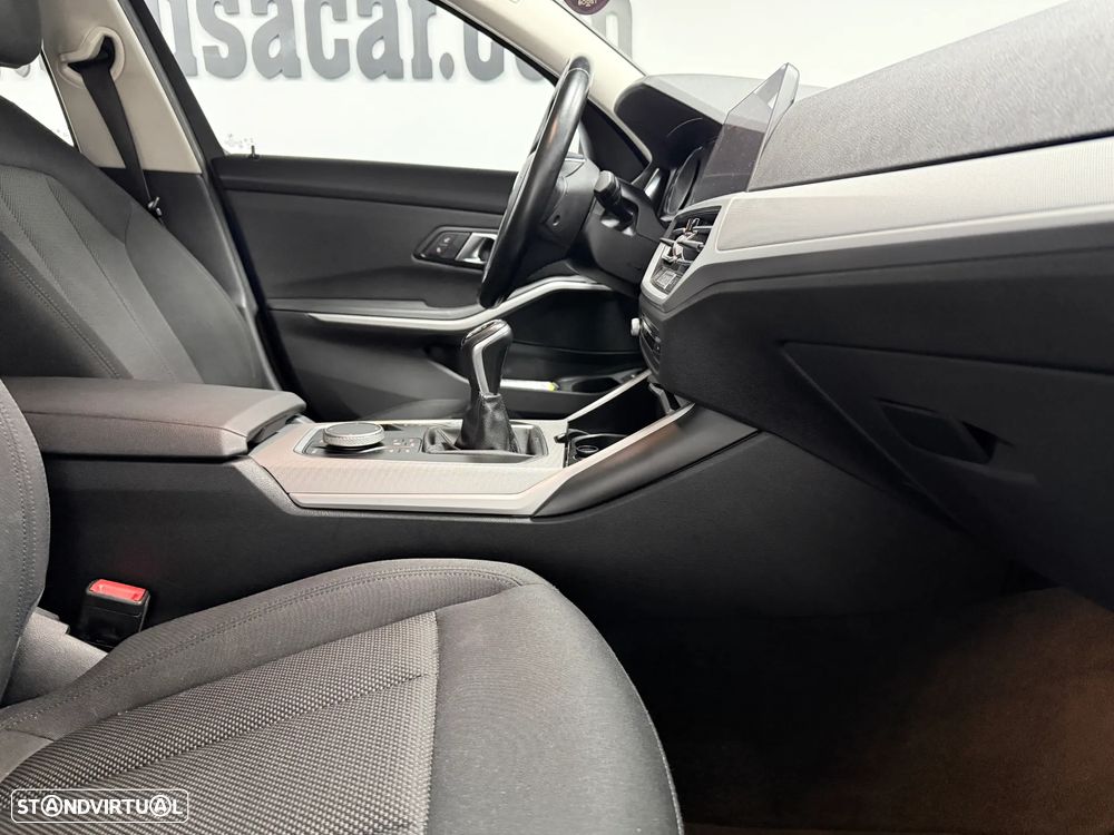 BMW 318 d Advantage - 17