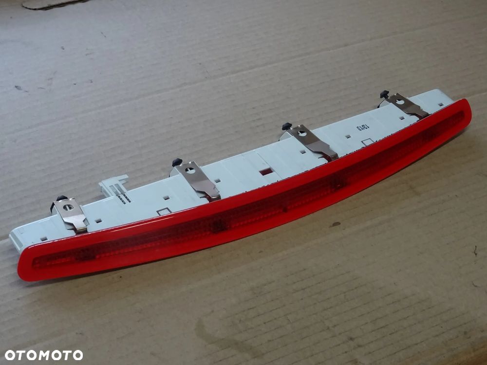 ŚWIATŁO STOP TRZECIE ŚRODKOWE OPEL INSIGNIA A HB SEDAN LAMPA STOPU TYŁ - 9