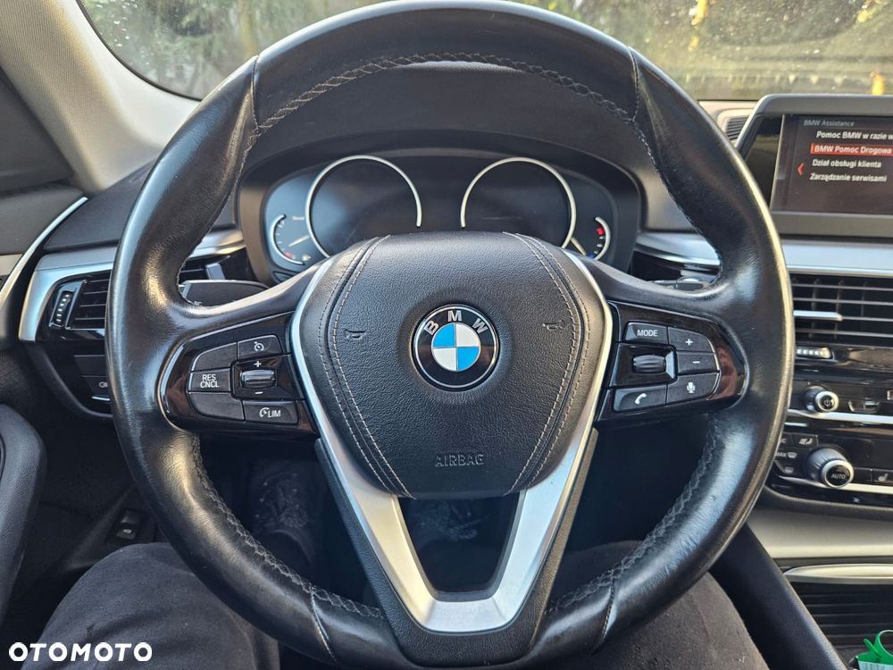 BMW Seria 5 - 26