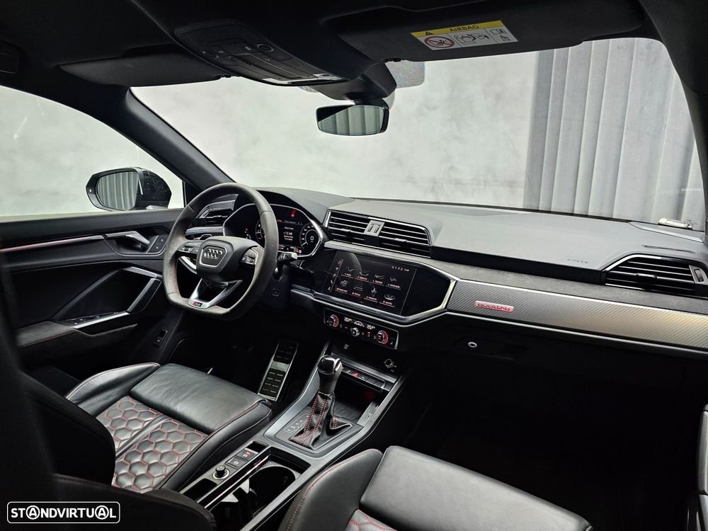 Audi RS Q3 Sportback - 11