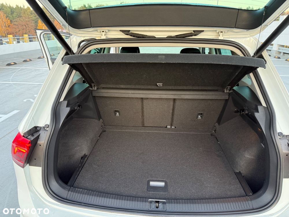 Volkswagen Tiguan 1.5 TSI EVO Elegance DSG - 33