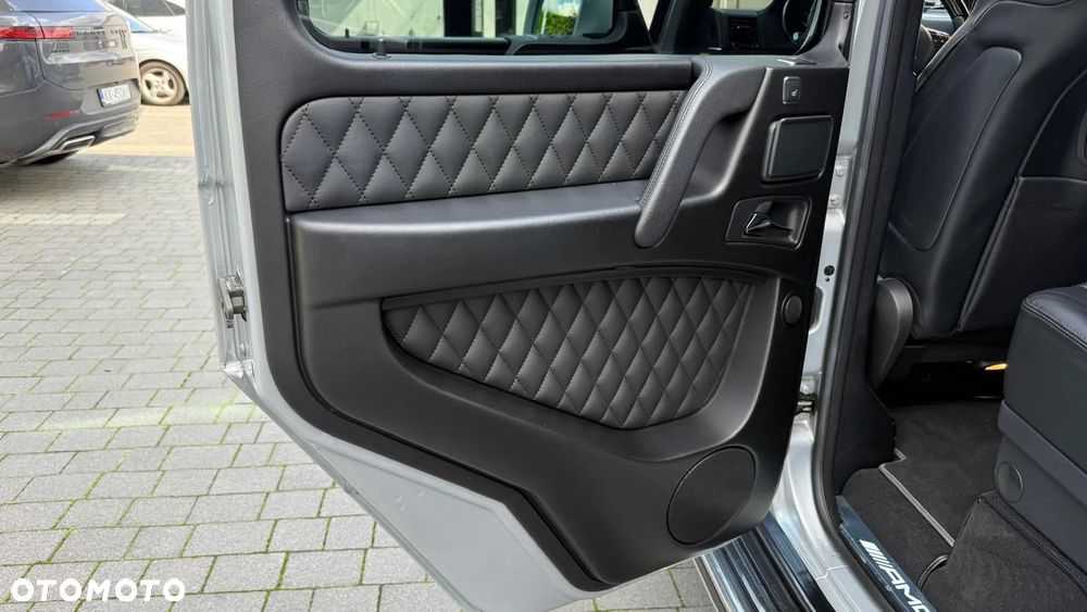 Mercedes-Benz Klasa G AMG 63 AMG SPEEDSHIFT 7G-TRONIC Edition 463 - 24