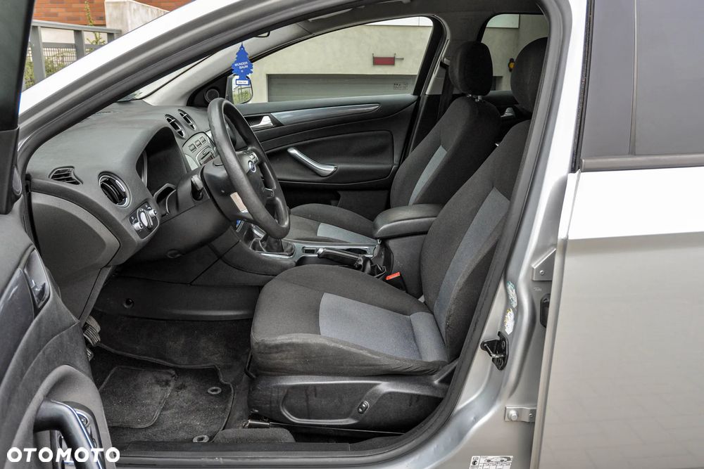 Ford Mondeo SW 2.0 TDCi Trend - 7