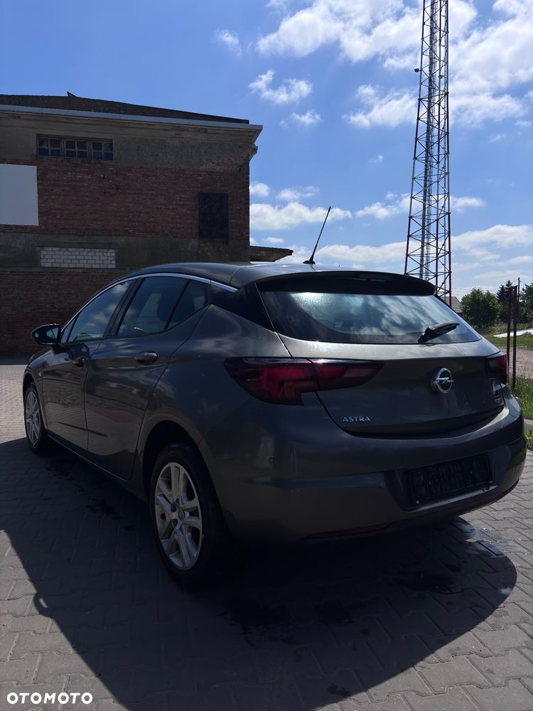 Opel Astra 1.6 CDTI Dynamic - 10