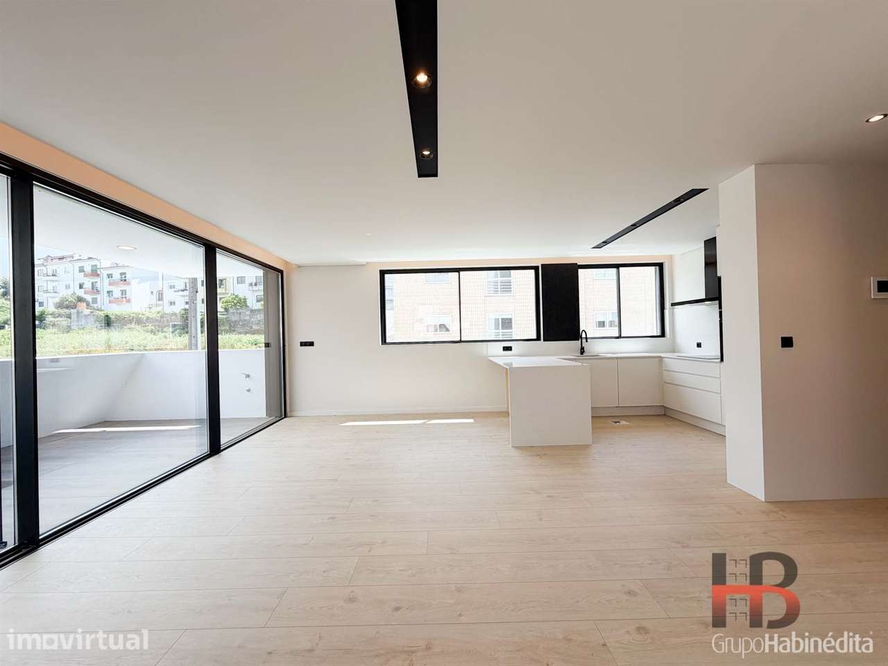 Apartamento T1 Venda em Gondomar (São Cosme), Valbom e Jovim,Gondomar - Grande imagem: 2/18