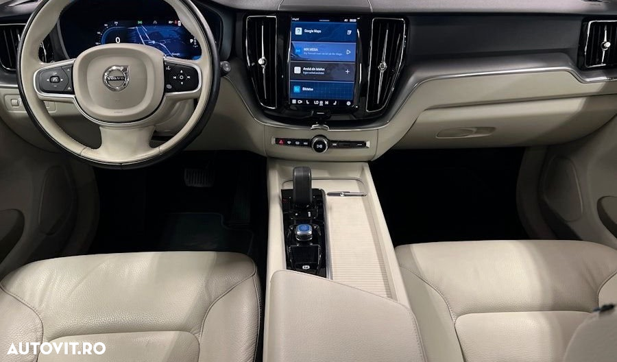 Volvo XC 60 T6 AWD Recharge Geartronic Inscription Expression - 8