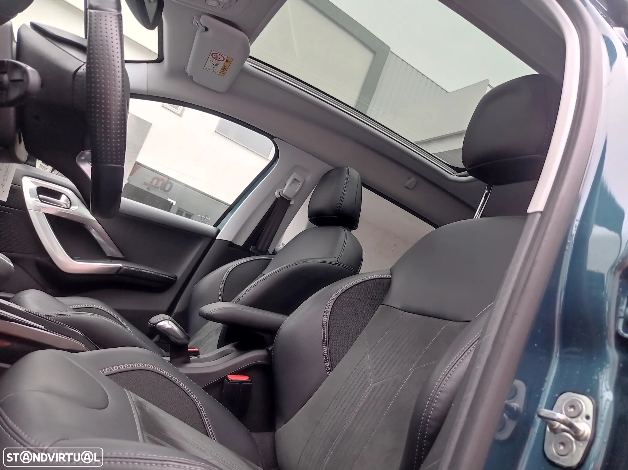 Peugeot 2008 1.2 PureTech GT Line EAT6 - 15