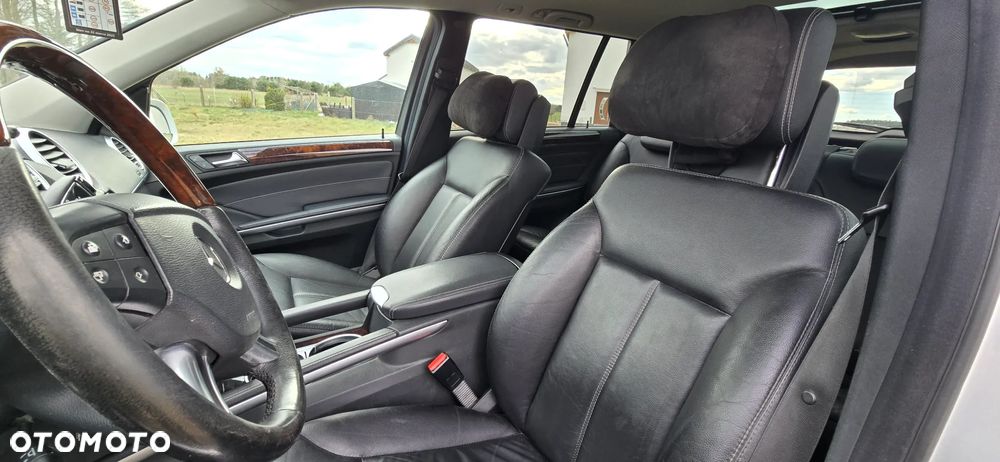 Mercedes-Benz GL 450 - 20