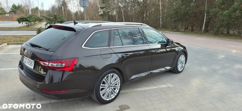 Skoda Superb 2.0 TDI L&K - 25
