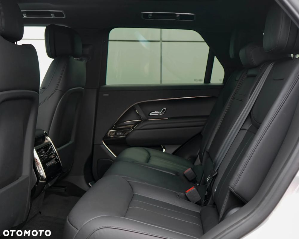 Land Rover Range Rover Sport S 3.0 D300 mHEV Dynamic SE - 29