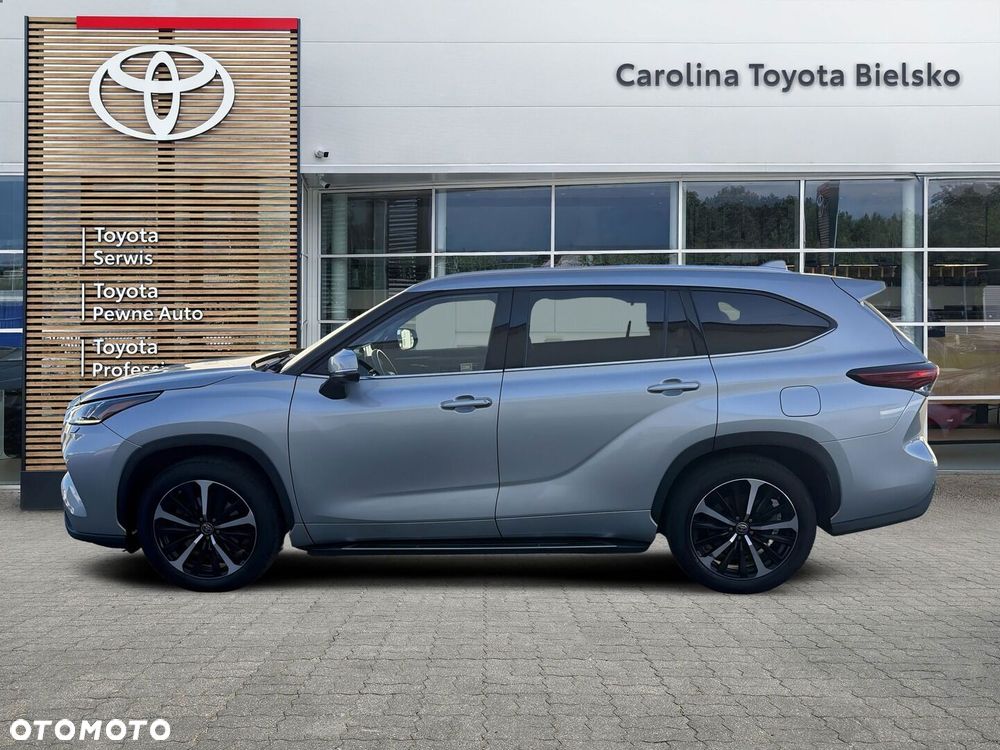 Toyota Highlander 2022 photo 3