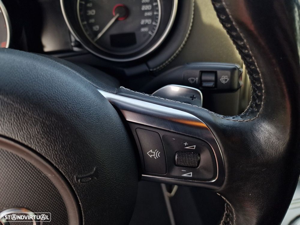 Audi TTS Coupé 2.0 TFSi quattro S Tronic - 23