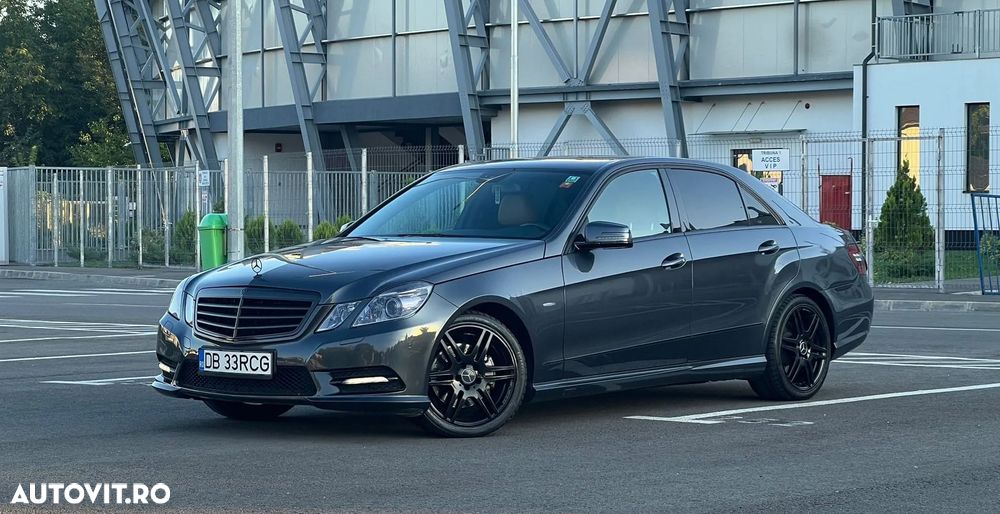 Mercedes-Benz E 250 CDI 4MATIC BlueEfficiency Aut. - 2