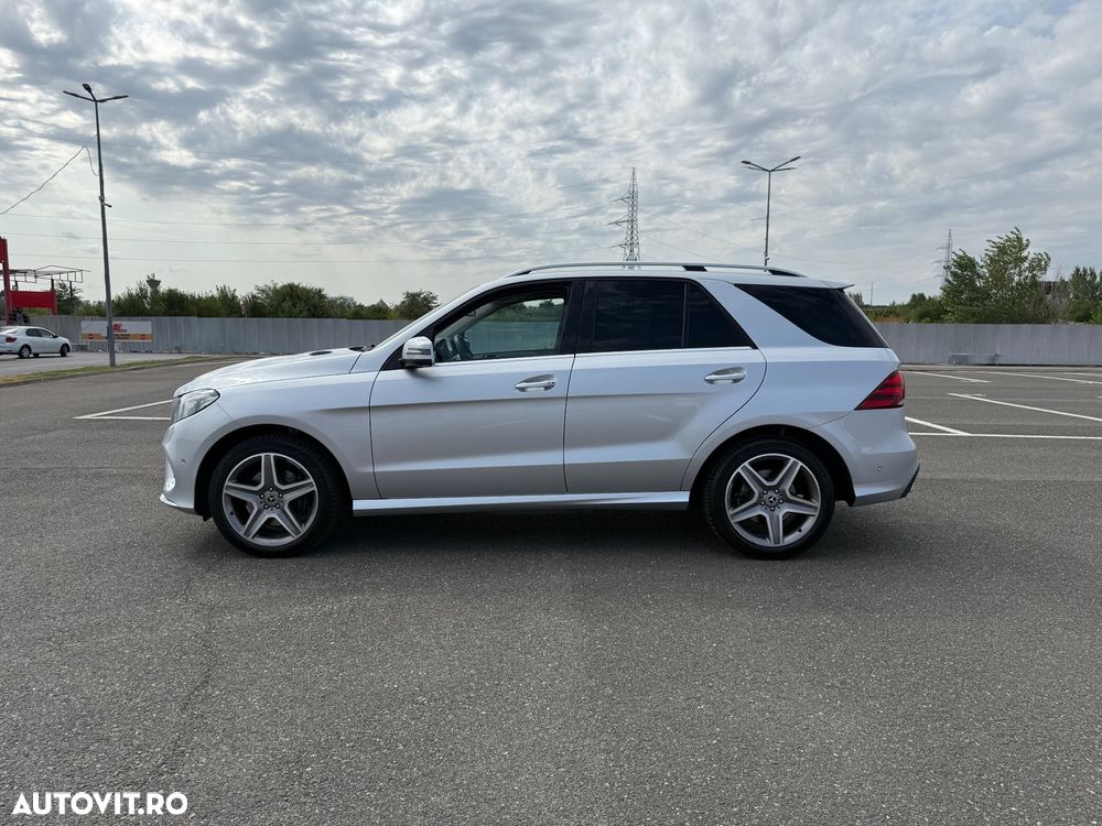 Mercedes-Benz GLE 350 d 4Matic 9G-TRONIC AMG Line - 13