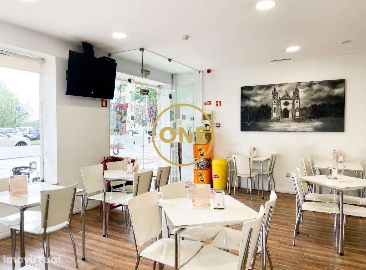 Venda de Padaria/Pastelaria junto ao centro de Braga - Grande imagem: 3/13