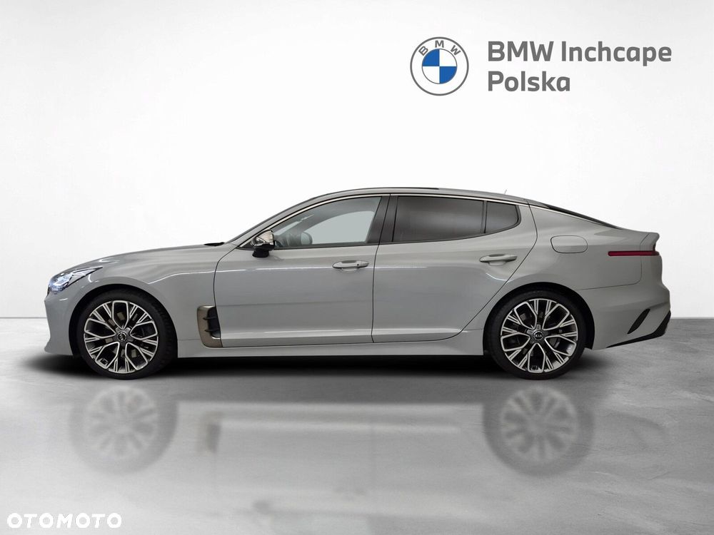 Kia Stinger - 3