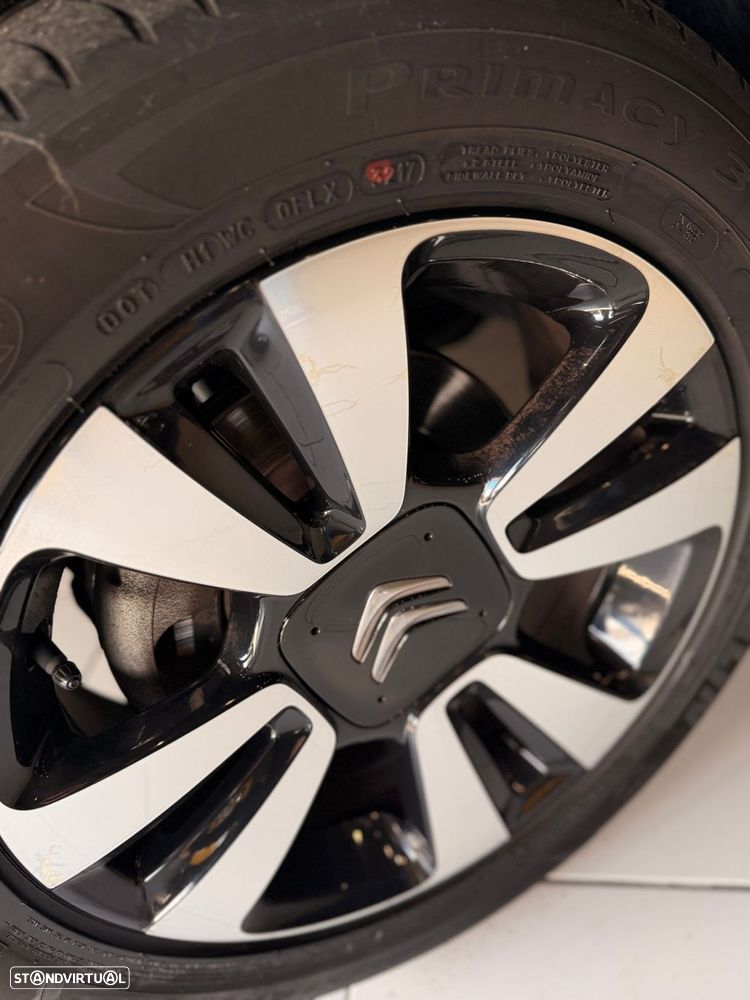 Citroën C3 1.2 PureTech Shine - 10